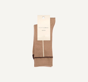 Socks | graphic line | clay