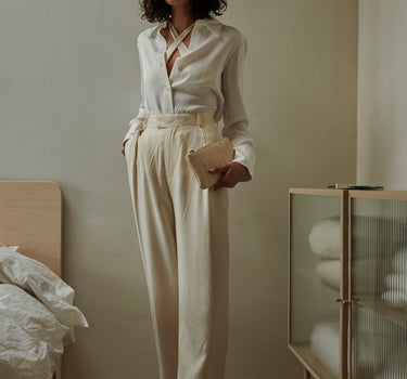 Michi wallet • milk