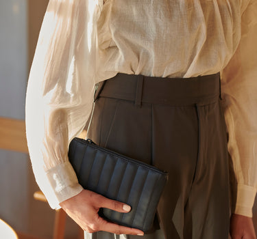 Michi wallet • midnight