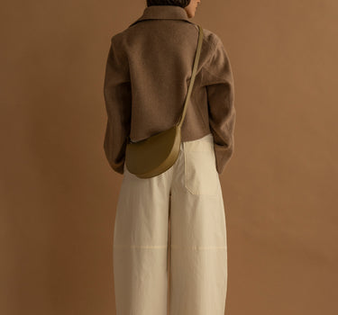 Farou half moon bag | wheat