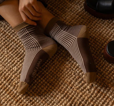 Socks | small stripes | dark wood
