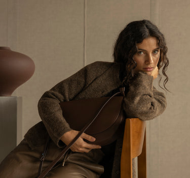 Soma half moon bag | dark wood