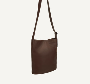 Naomi cross body shopper | dark wood
