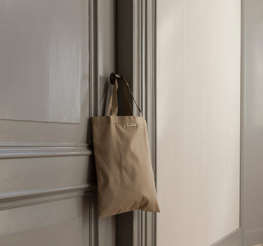 Anna shopper • waxed canvas • sand
