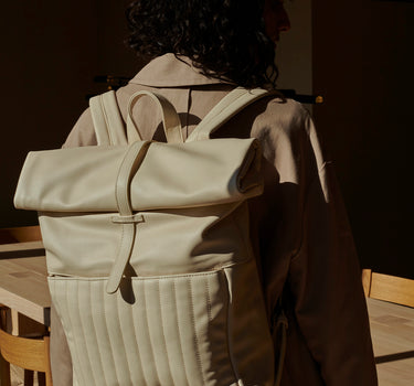 Herb backpack • milk