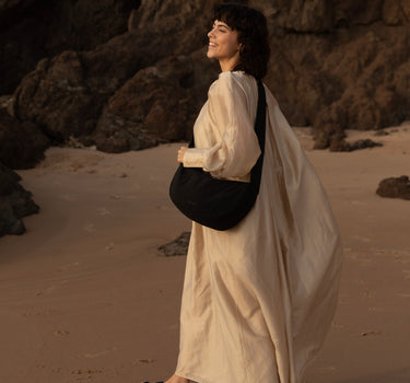 Namika cross body bag | black