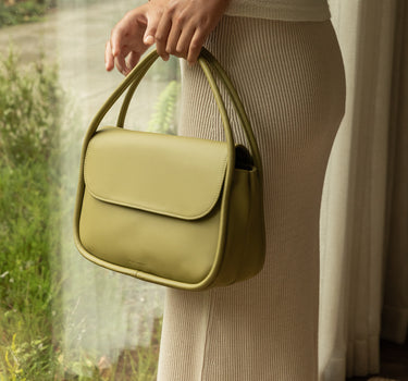 Masaki hand bag medium • willow