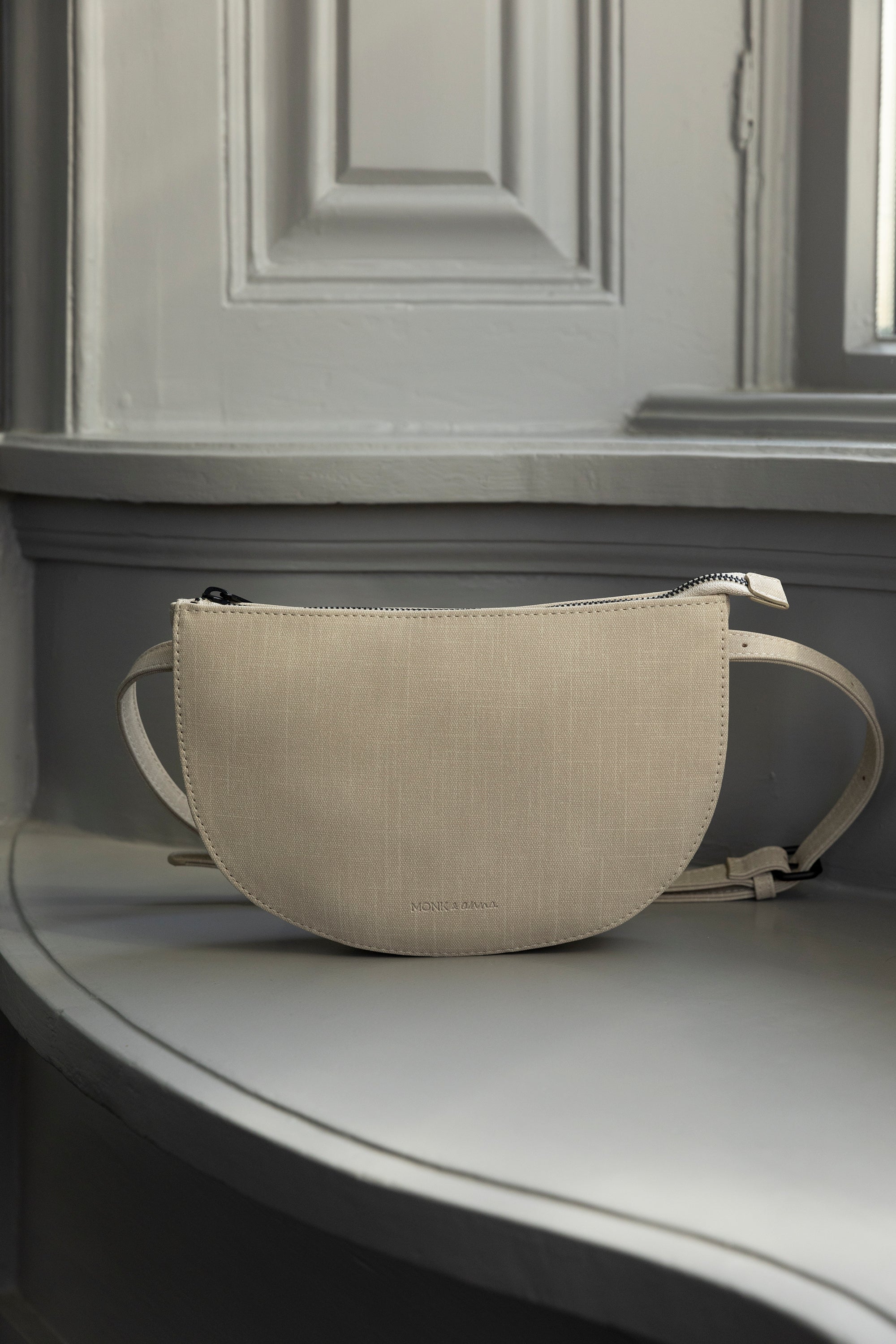 【ANOETIC】ANC CANVAS BELT BASKET BAG ☆送料関税込み☆ Wholesale Men Women Fashion Casual Versatile Canvas Woven