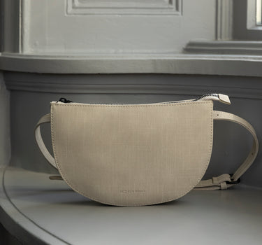 Tsuki belt bag • sea shell