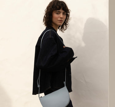 Farou half moon bag | cloud