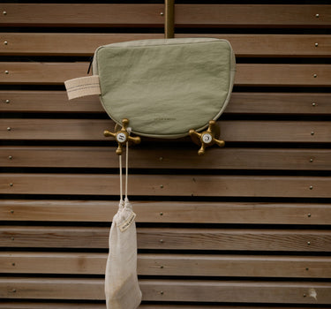 Toiletry bag | peridot