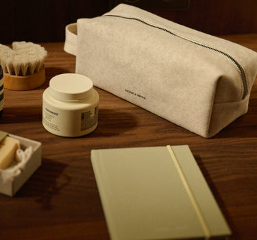 Toiletry bag | wool